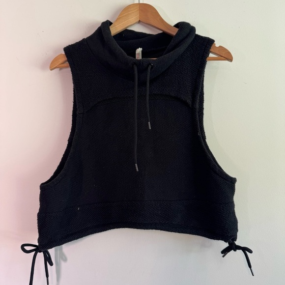 FP Movement by Free People Tops - Free People Movement Wrap It Up Muscle Tank Top size small